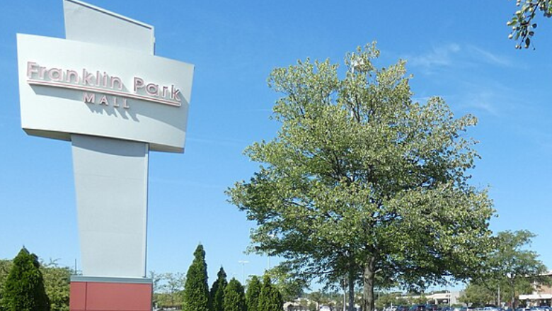 Franklin Park Mall Macy’s to Close in Early 2025